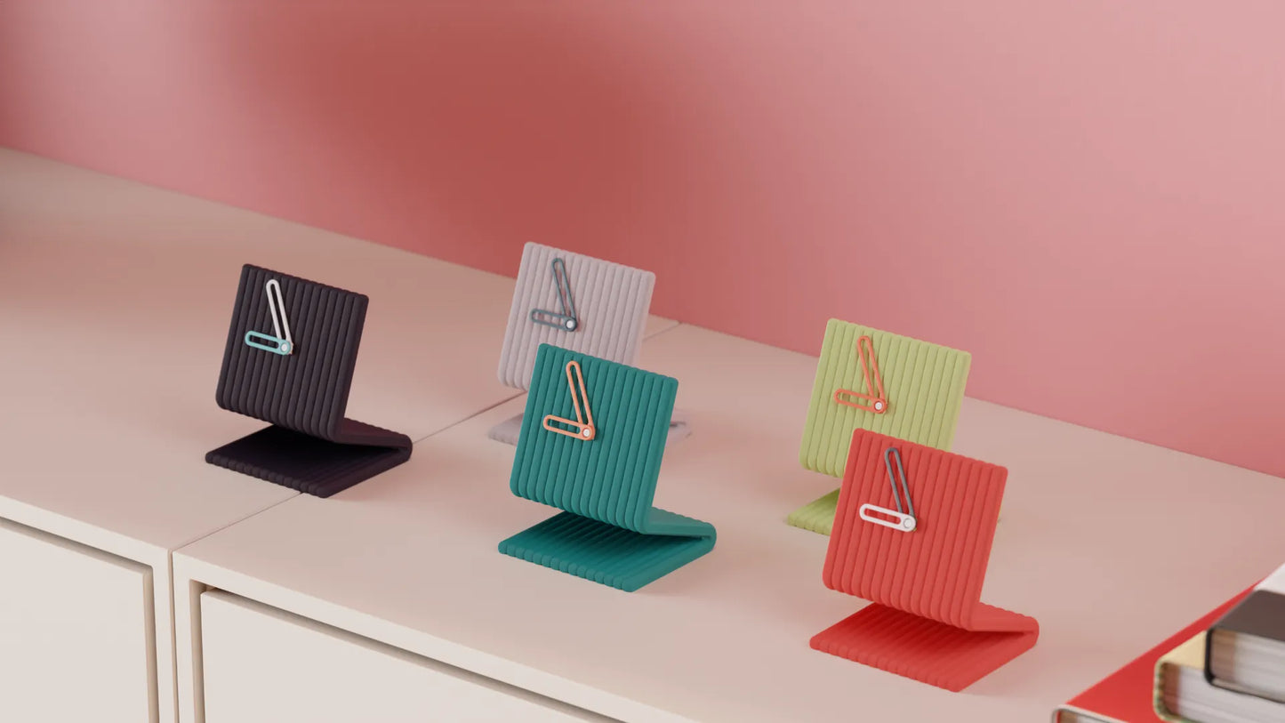 Reloj de Mesa Moderno en 3D: Diseño Esculpido Minimalista