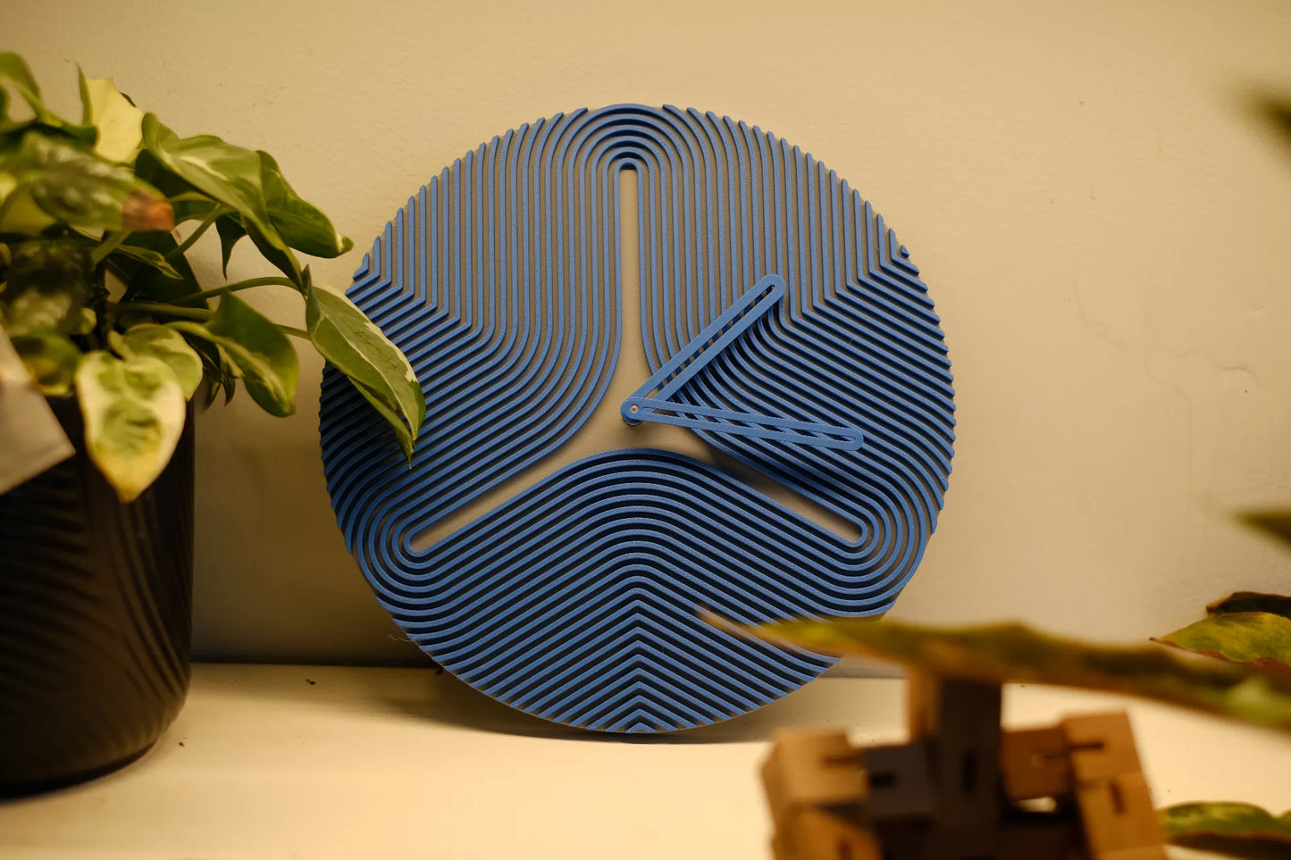 Reloj de Pared Moderno Impreso en 3D: Diseño Geométrico y Texturizado