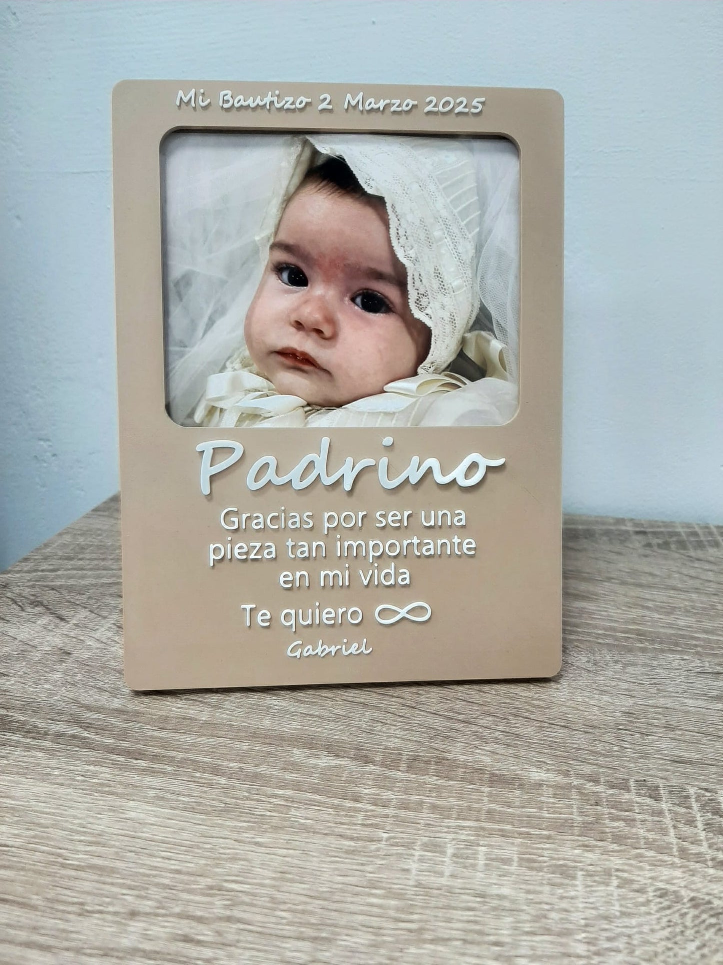 Marco para foto madrina, padrino, mamá, papá, nombres novios
