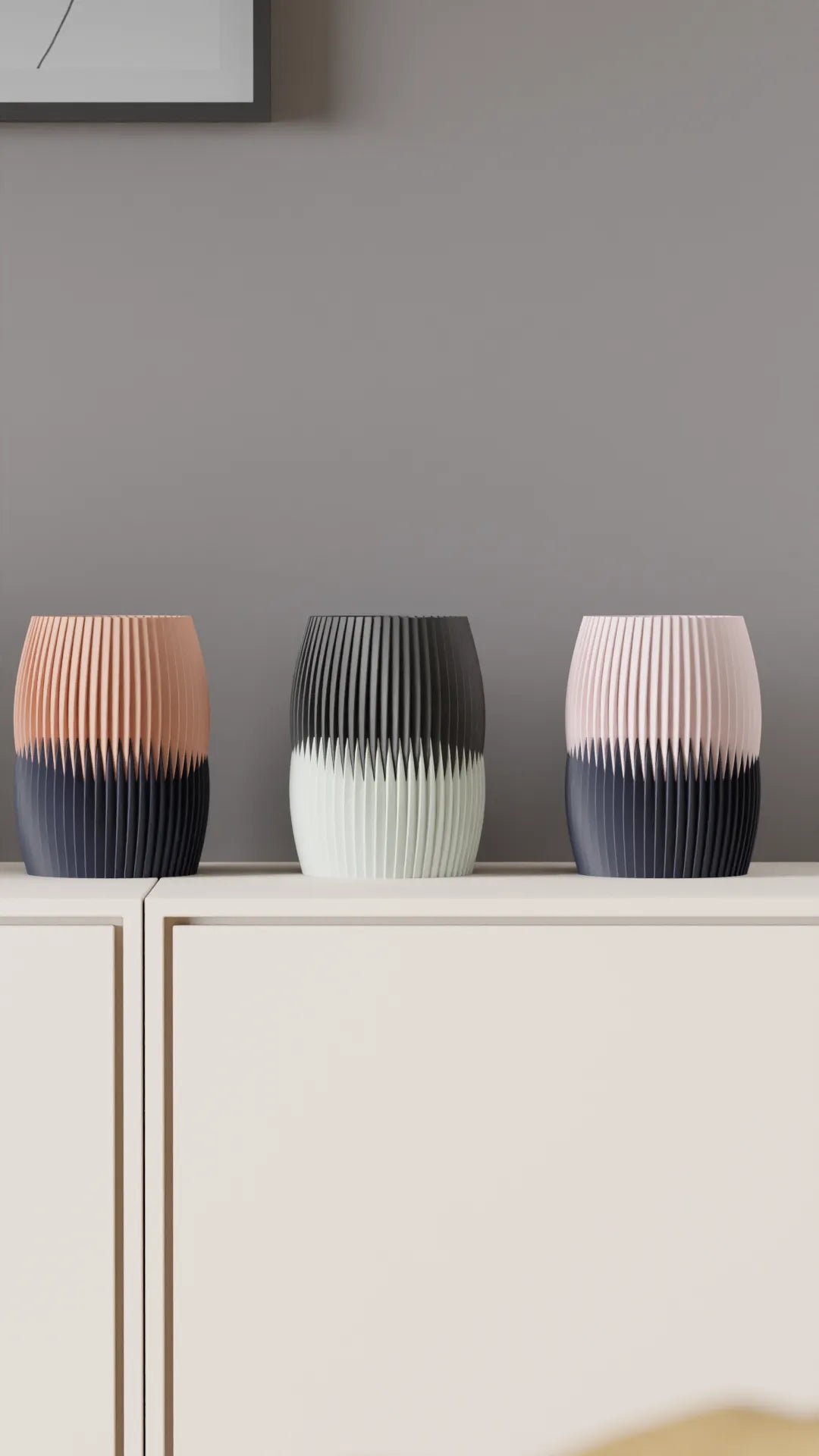Jarrón decorativo moderno bicolor – Diseño plisado