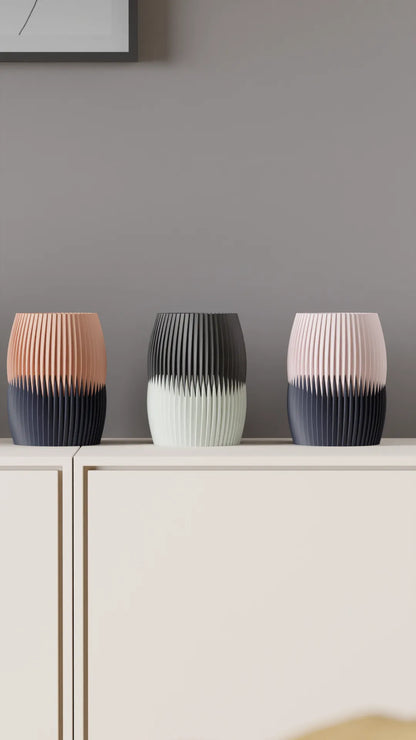 Jarrón decorativo moderno bicolor – Diseño plisado