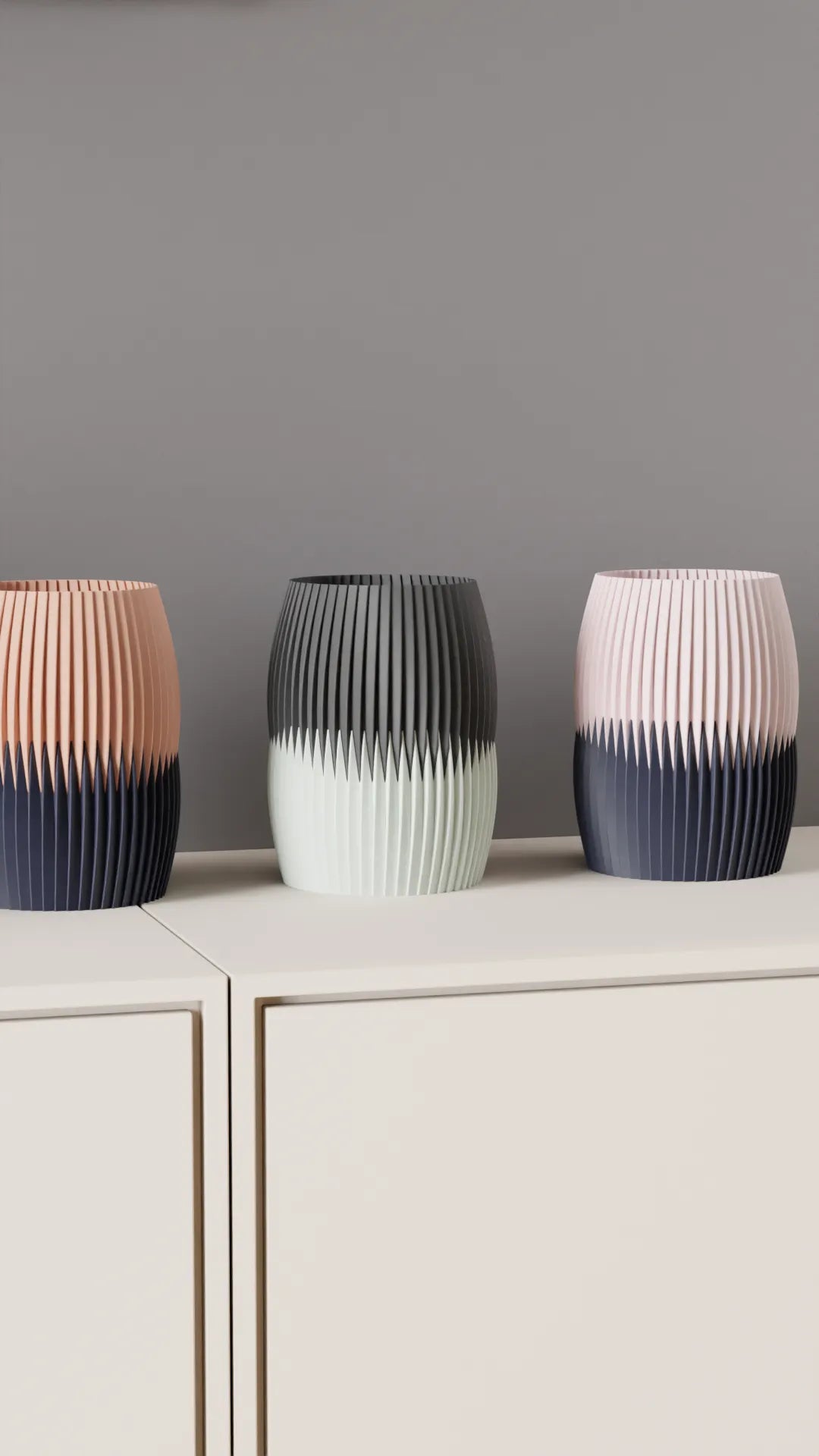 Jarrón decorativo moderno bicolor – Diseño plisado