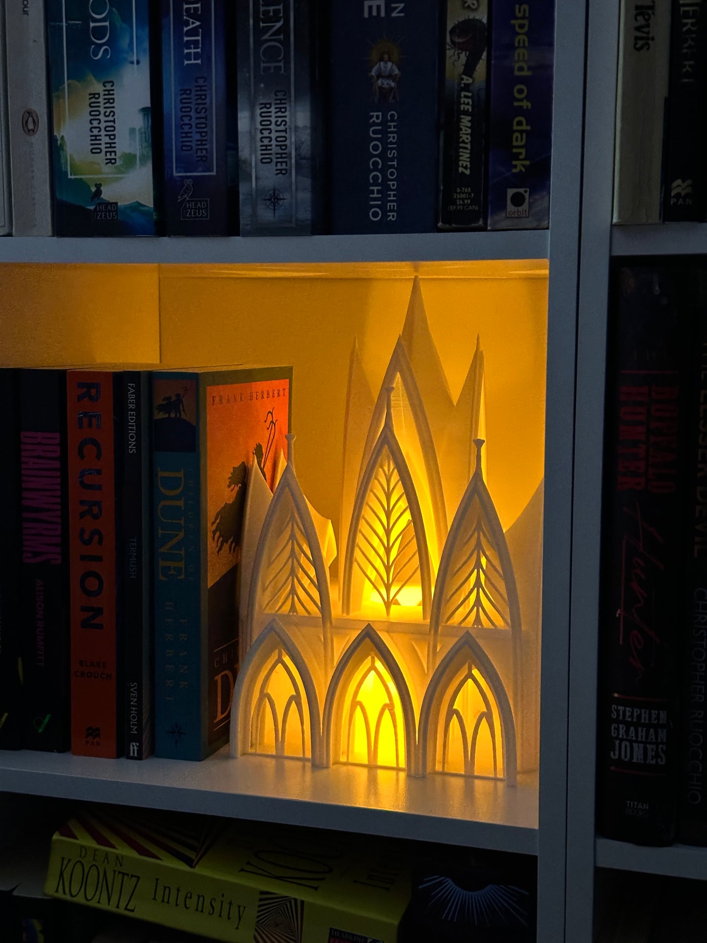 Lámpara Book Nook 'Catedral Gótica' - Iluminación Escultural 3D