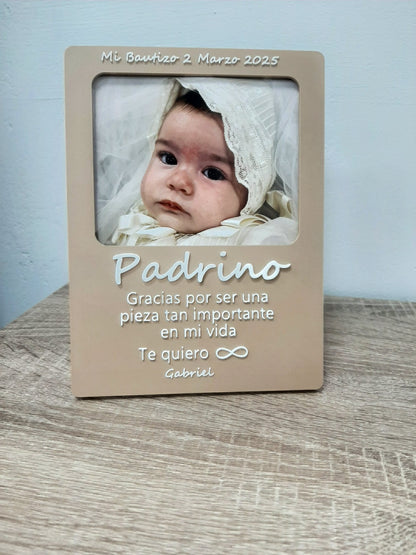 Marco para foto madrina, padrino, mamá, papá, nombres novios